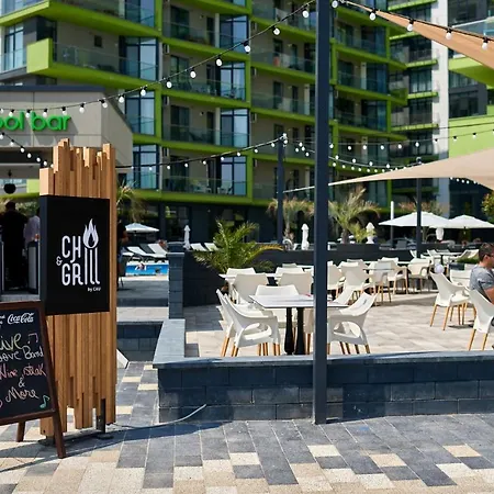 Sunshine Alezzi Beach 아파트